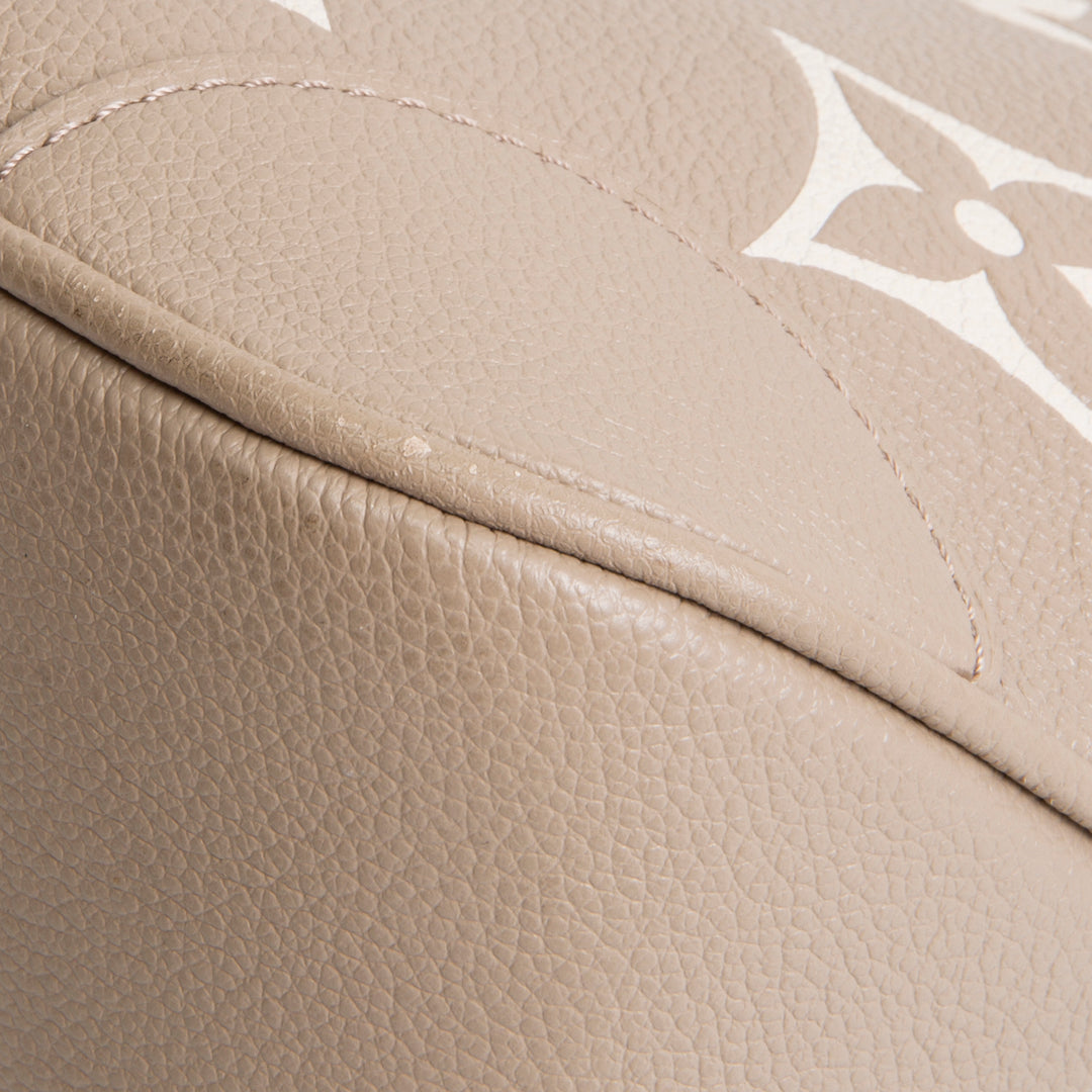 LOUIS VUITTON Giant Monogram Boulogne - Dove Gray/Cream