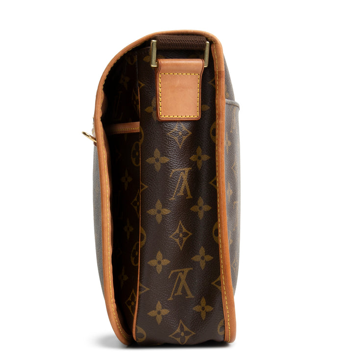 LOUIS VUITTON Monogram Bosphore Messenger Bag