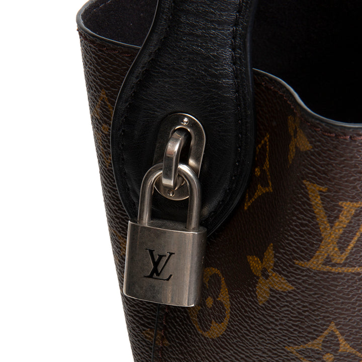 LOUIS VUITTON Monogram NN14 Idole w/ Pouch