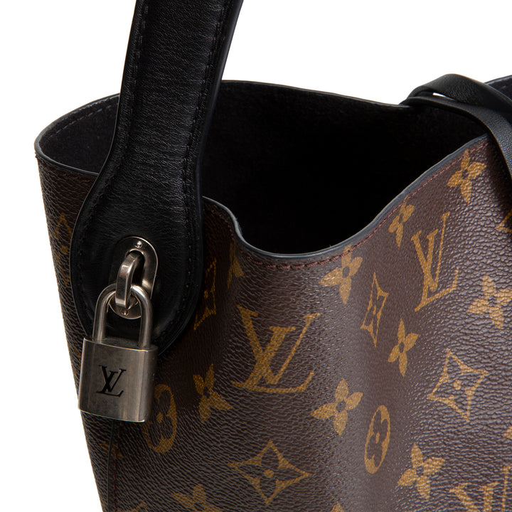 LOUIS VUITTON Monogram NN14 Idole w/ Pouch