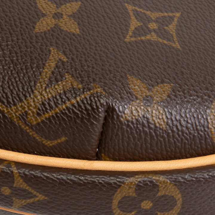 LOUIS VUITTON Monogram Croissant Shoulder Bag