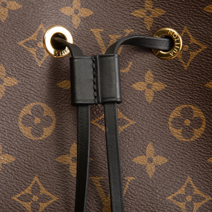 LOUIS VUITTON Monogram NeoNoe Bucket Bag MM