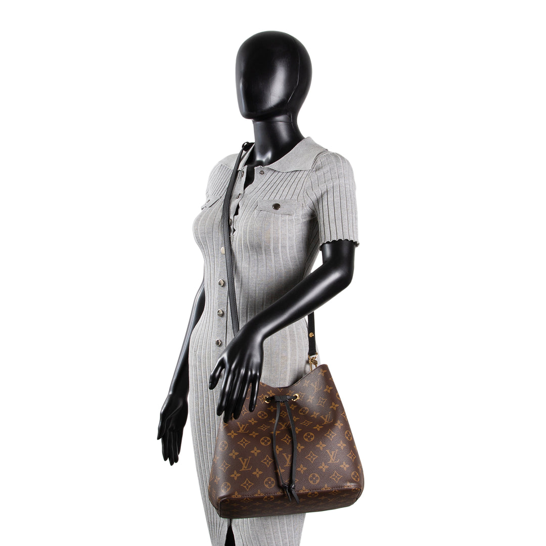 LOUIS VUITTON Monogram NeoNoe Bucket Bag MM