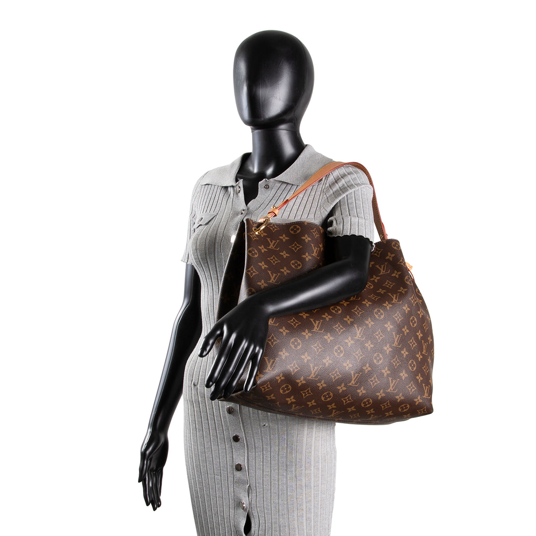 LOUIS VUITTON Graceful MM Monogram