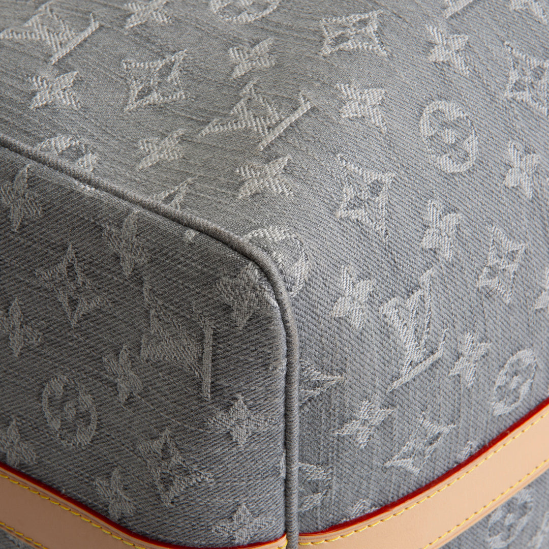 LOUIS VUITTON Keepall Bandouliere 45 Denim Studded - Cloudy Grey