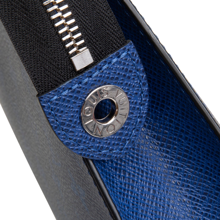 LOUIS VUITTON Pochette Voyage MM Taigarama