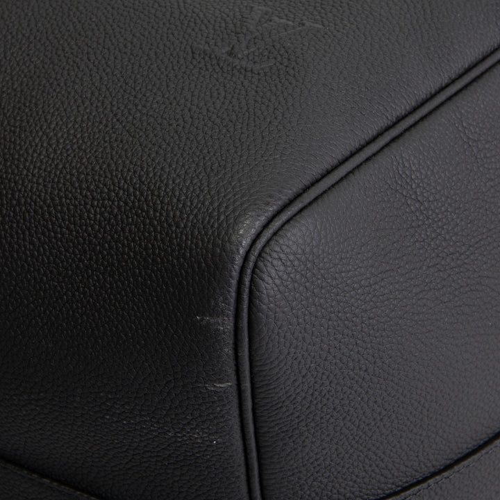 LOUIS VUITTON Taurillon Leather Keepall Bandouliere 50 - Black