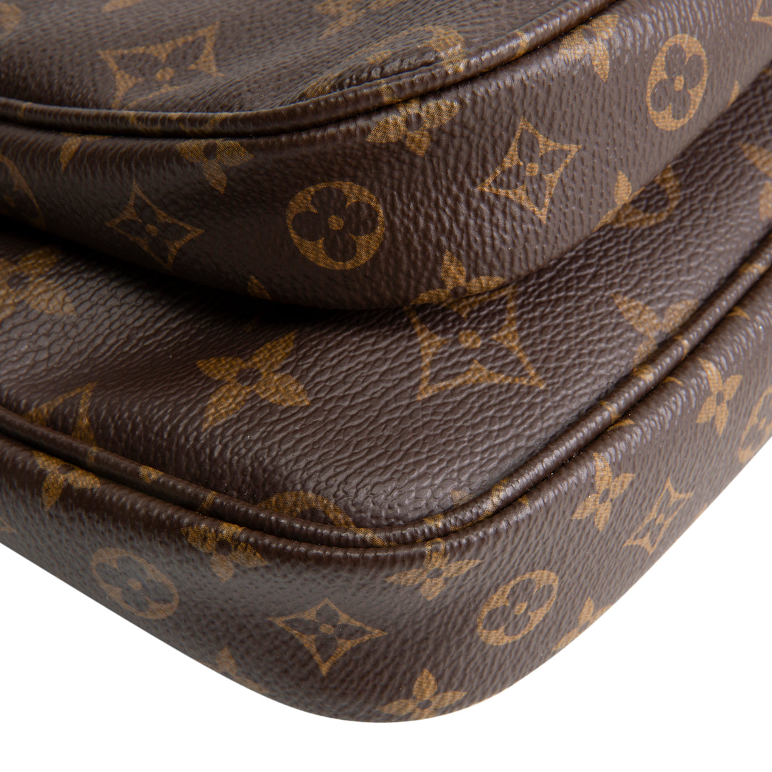 LOUIS VUITTON Monogram Multi Pochette Accessoires - Khaki
