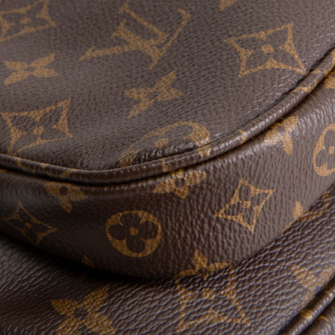 LOUIS VUITTON Monogram Multi Pochette Accessoires - Khaki