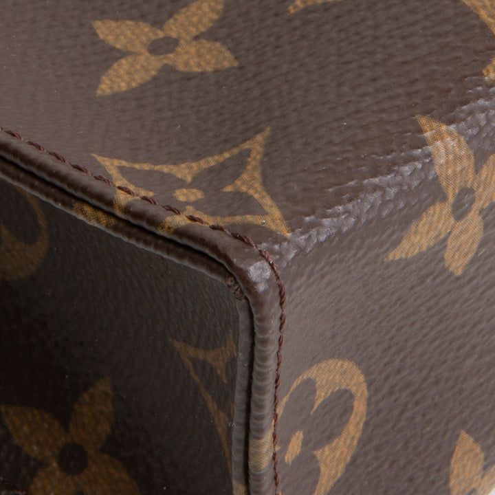LOUIS VUITTON Monogram Poche Toilette 26