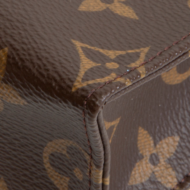 LOUIS VUITTON Monogram Poche Toilette 26