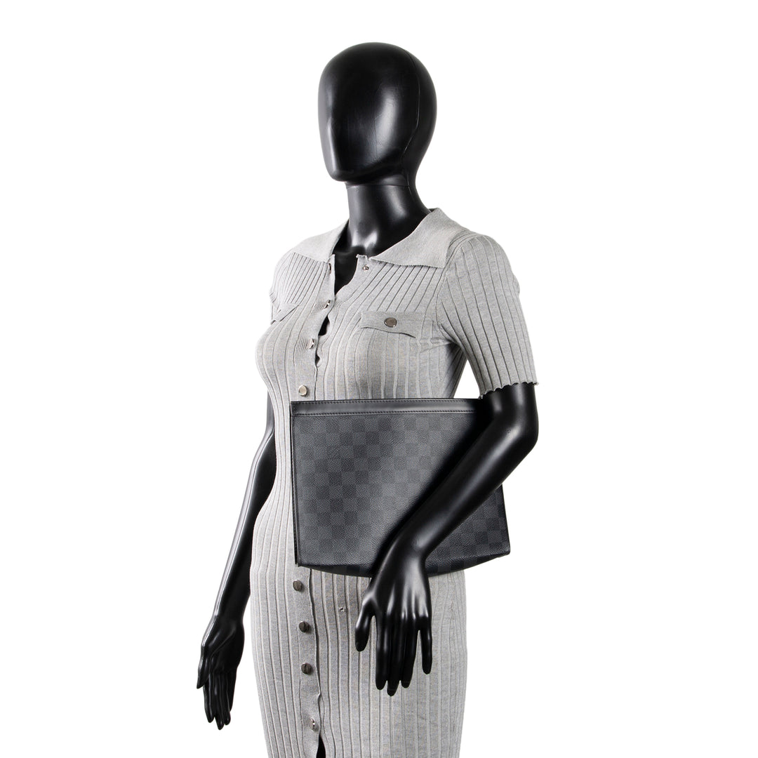 LOUIS VUITTON Damier Graphite Pochette Voyage