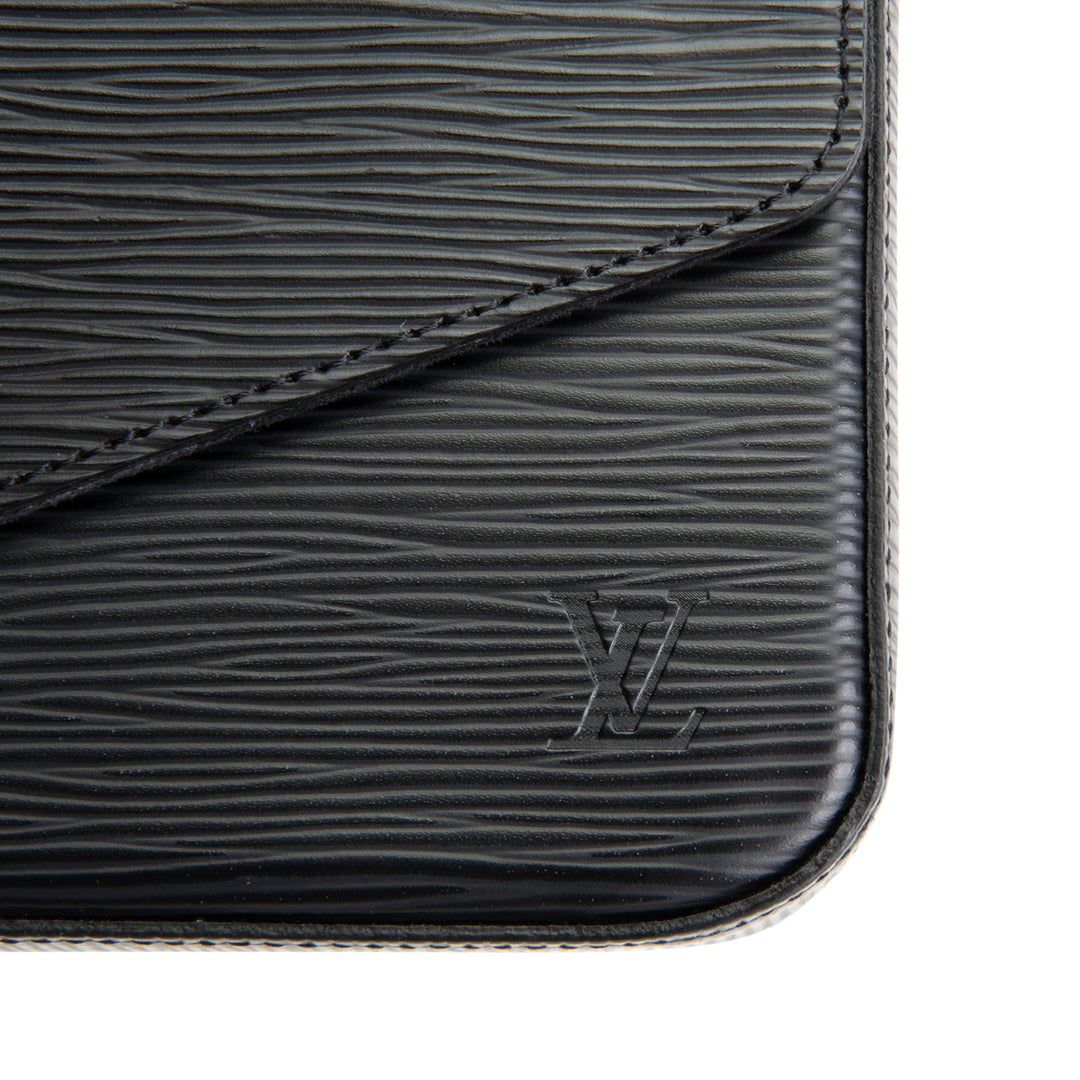 LOUIS VUITTON Epi Felicie Pochette - Black