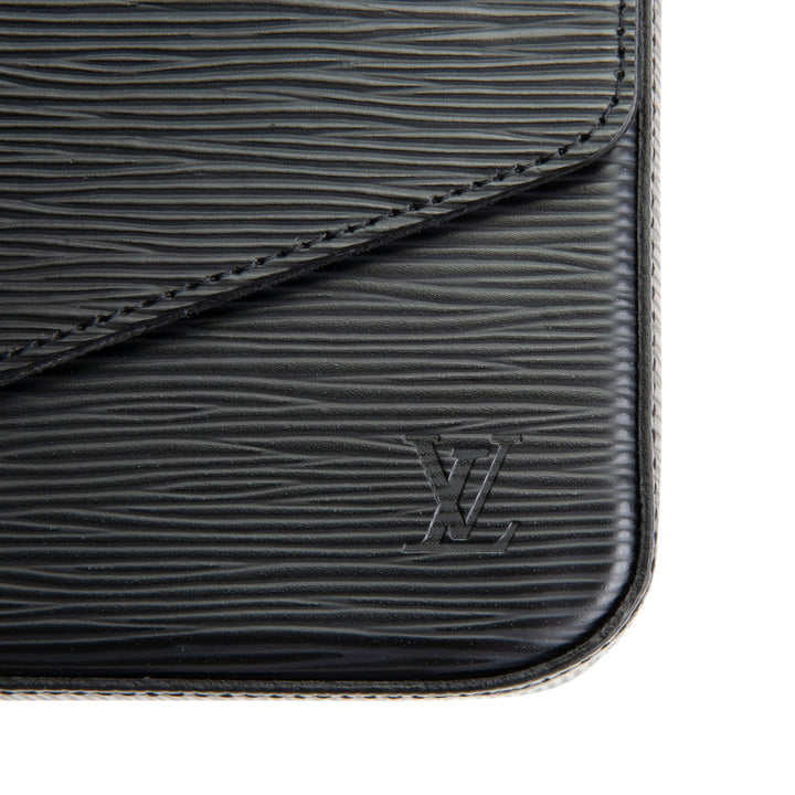 LOUIS VUITTON Epi Felicie Pochette - Black