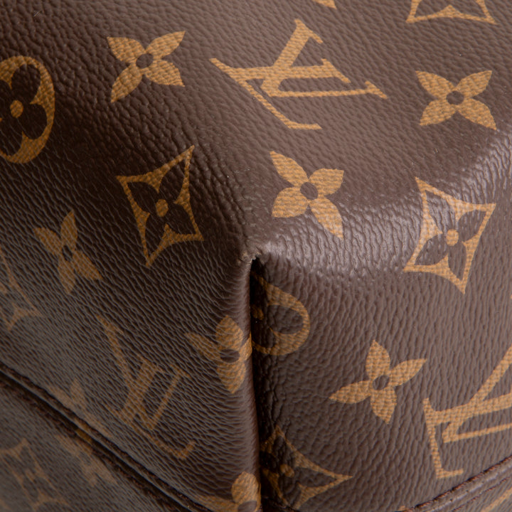 LOUIS VUITTON Monogram Graceful MM