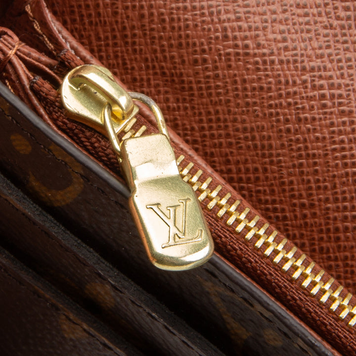 LOUIS VUITTON Monogram Sarah Wallet