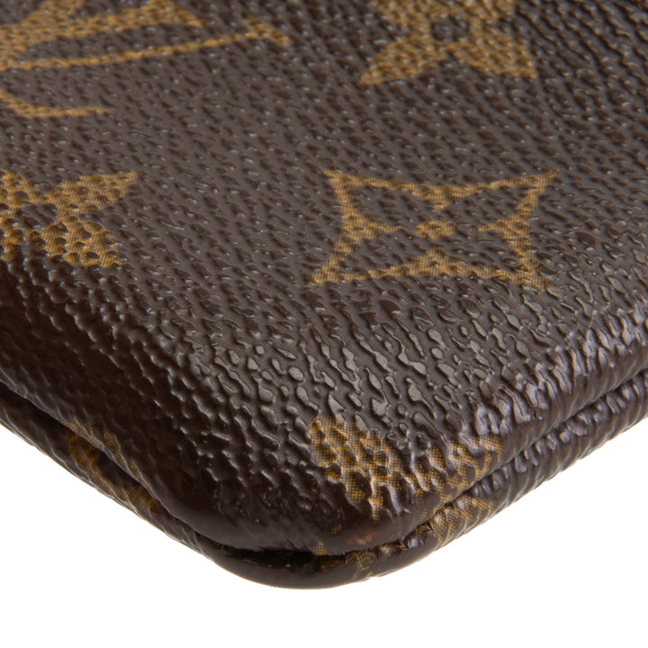 LOUIS VUITTON Vintage Monogram Key Pouch OUTLET FINAL SALE