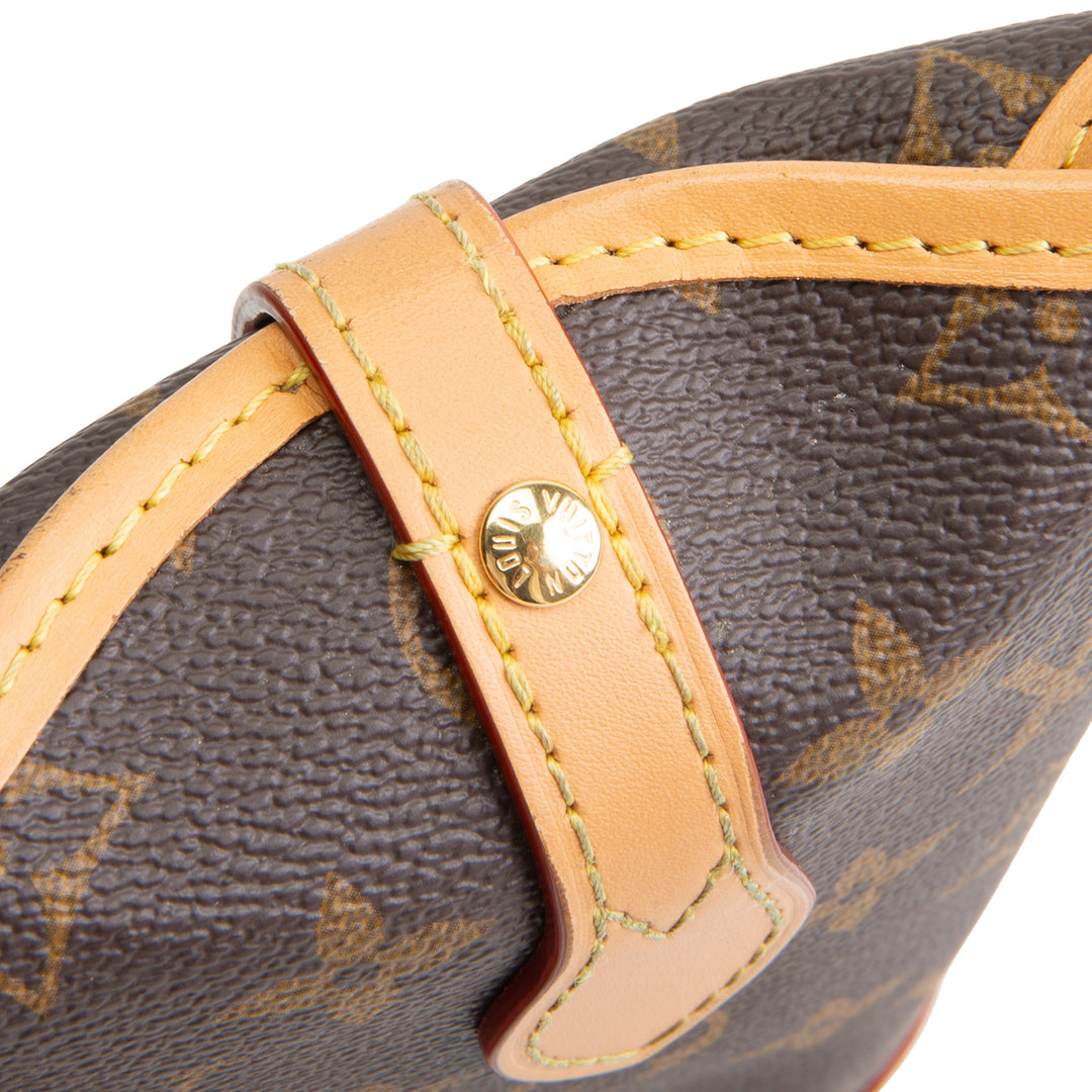 LOUIS VUITTON Fold Me Pouch - Monogram