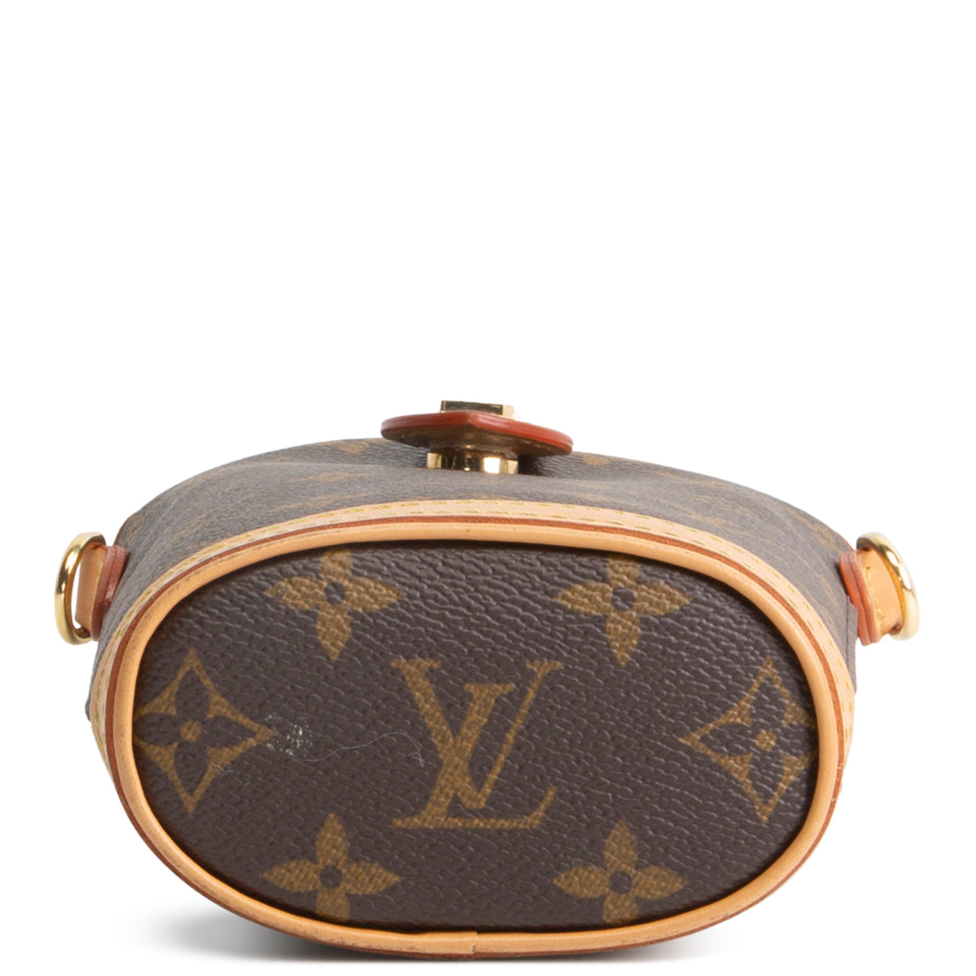 LOUIS VUITTON Fold Me Pouch - Monogram