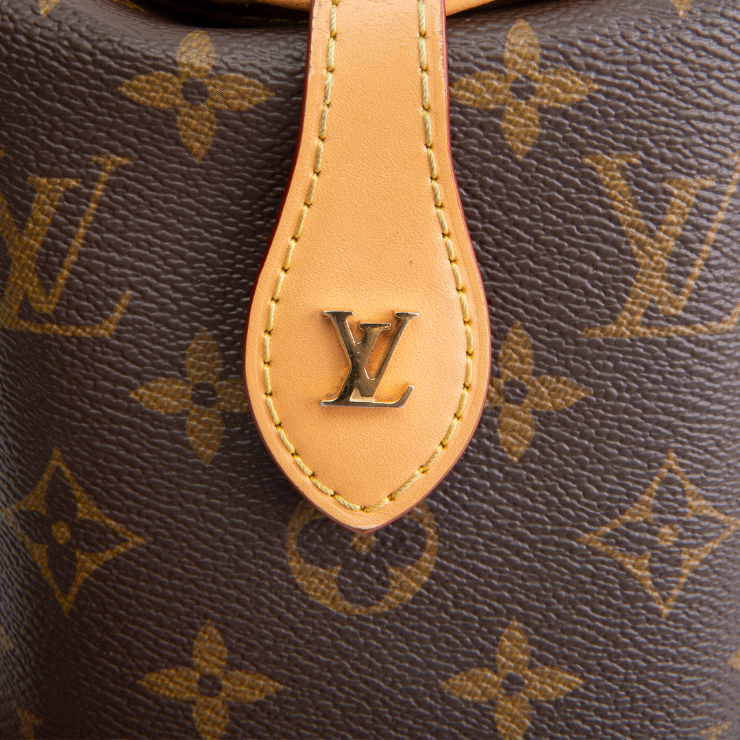 LOUIS VUITTON Fold Me Pouch - Monogram