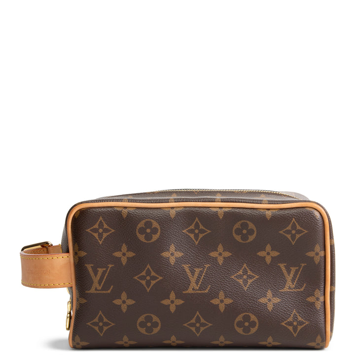 LOUIS VUITTON Monogram Locker Dopp Kit Toiletry
