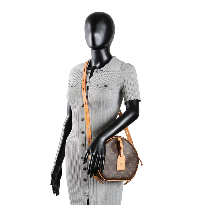 LOUIS VUITTON Boite Chapeau Souple MM Monogram