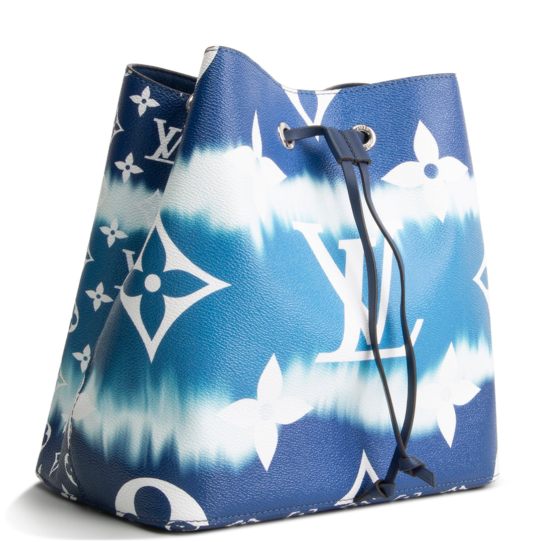 LOUIS VUITTON Neonoe Escale Giant Monogram - Blue
