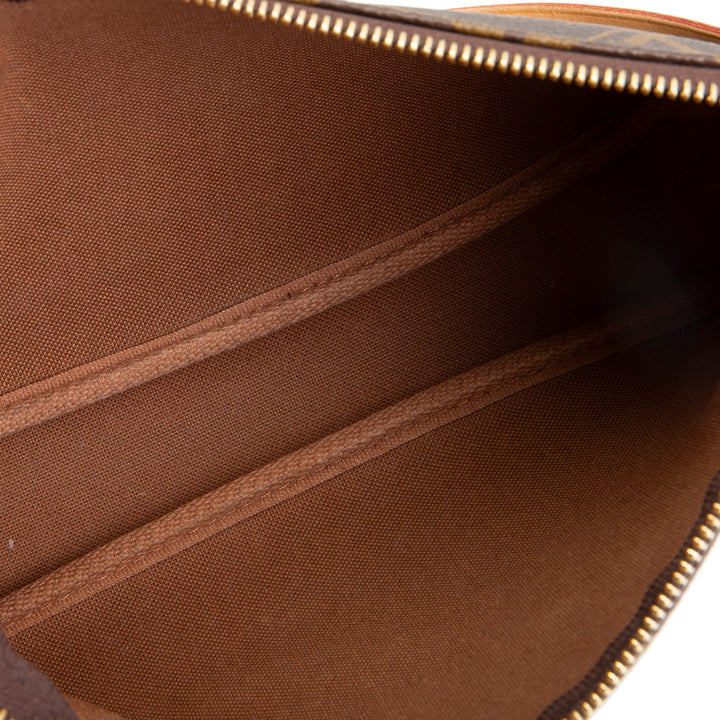 LOUIS VUITTON Monogram Pochette