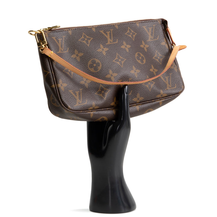 LOUIS VUITTON Monogram Pochette