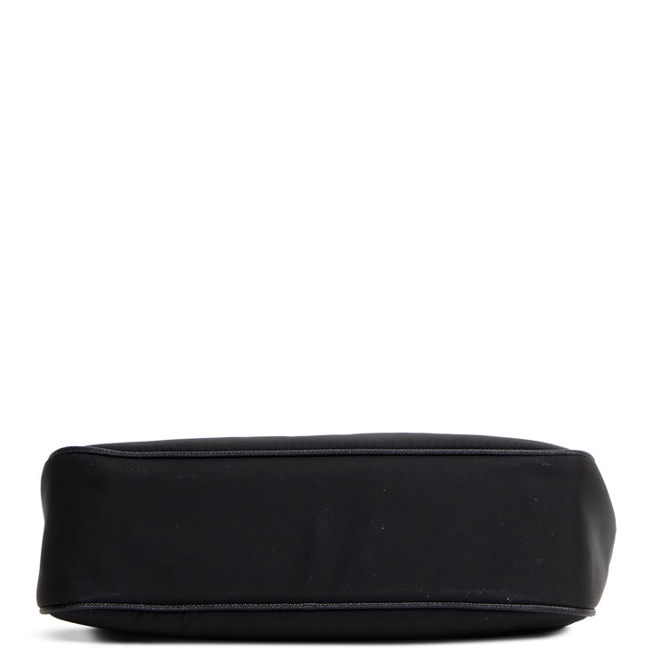 PRADA Nylon Re-Edition 2005 Shoulder Bag - Black