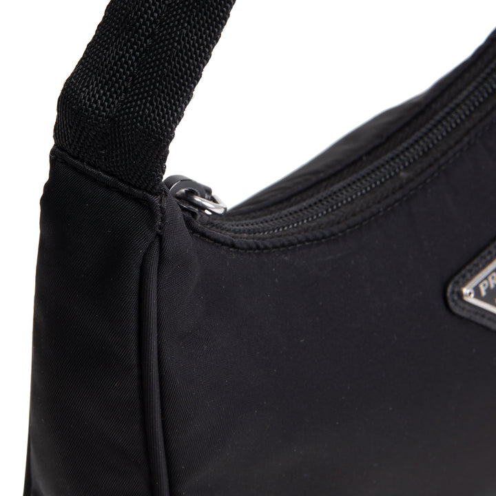 PRADA Nylon Re-Edition 2000 Shoulder Bag -Black OUTLET FINAL SALE