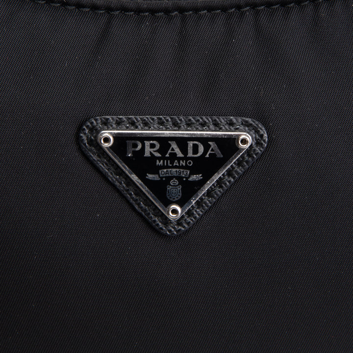 PRADA Nylon Re-Edition 2000 Shoulder Bag -Black OUTLET FINAL SALE