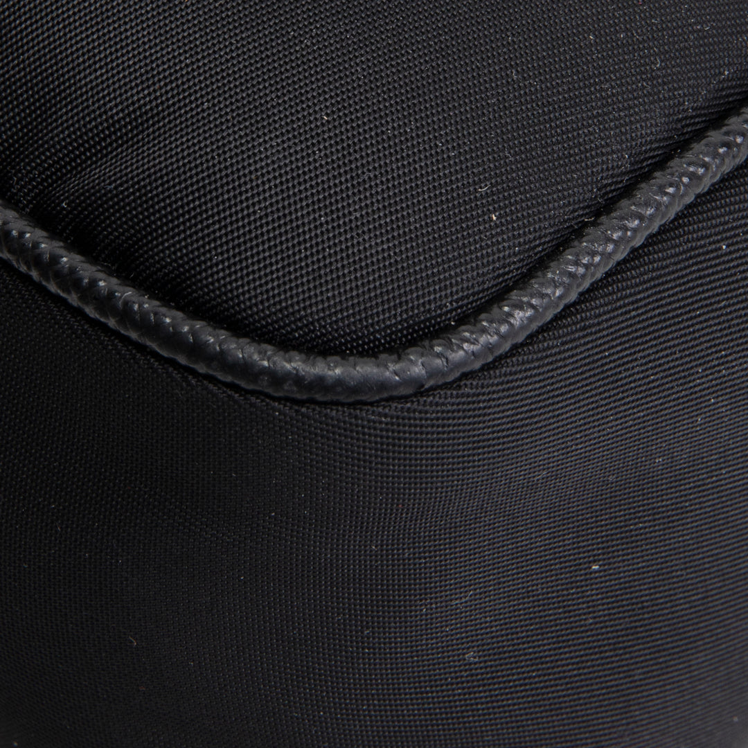 PRADA Re-Edition 2005 Shoulder Bag - Black