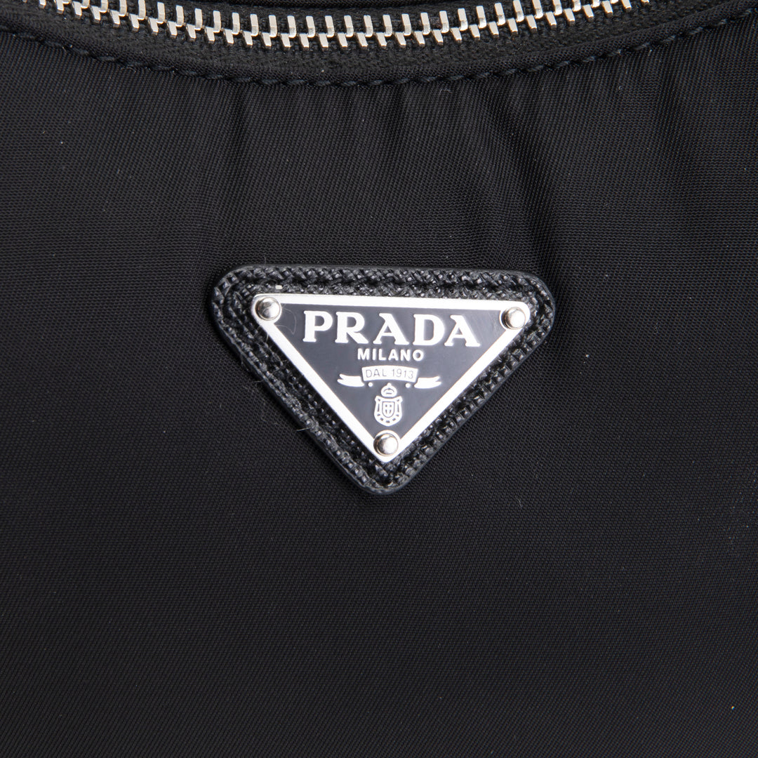 PRADA Re-Edition 2005 Shoulder Bag - Black