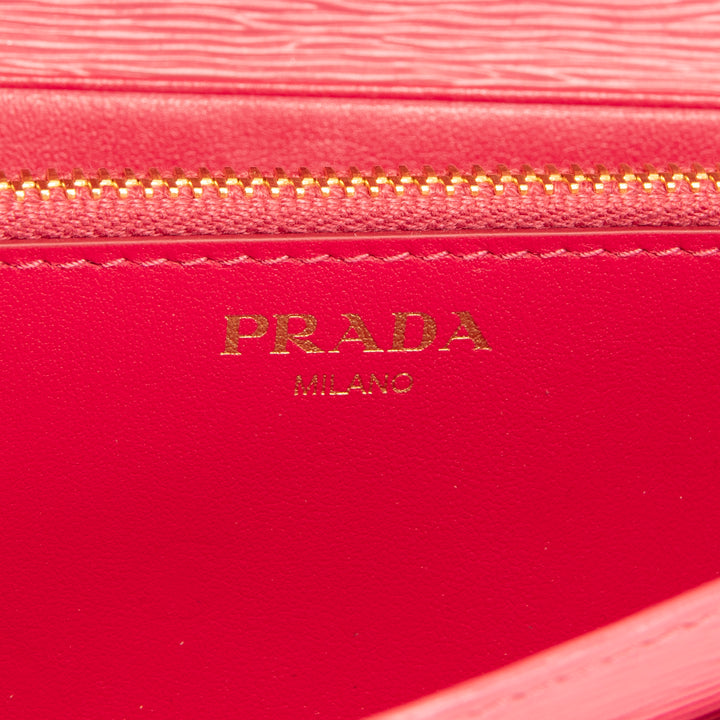 PRADA Saffiano Wallet - Pink