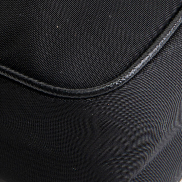 PRADA Re-Edition 2005 Shoulder Bag - Black