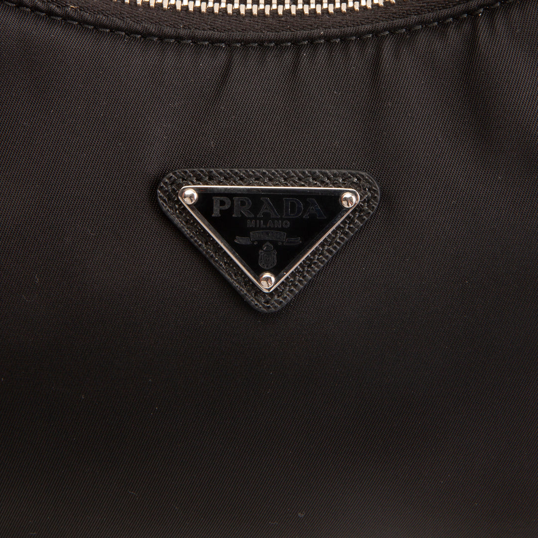PRADA Re-Edition 2005 Shoulder Bag - Black