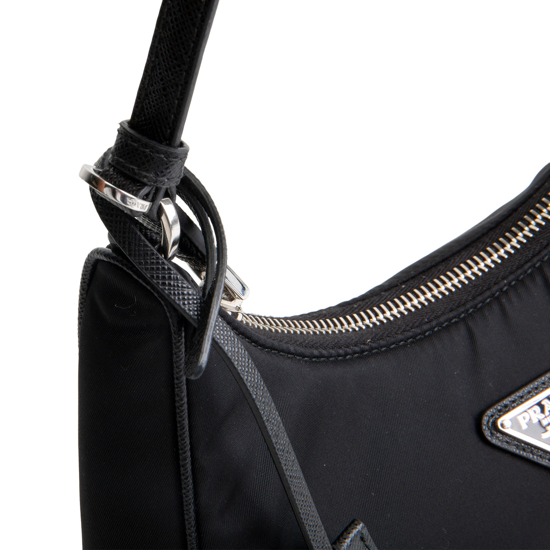 PRADA Re-Edition 2005 Shoulder Bag - Black