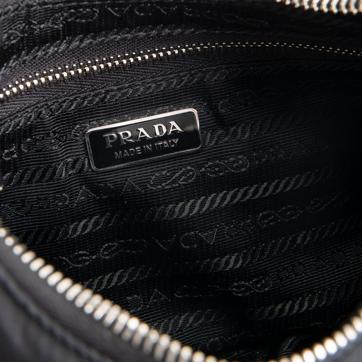 PRADA Re-Edition 2005 Shoulder Bag - Black