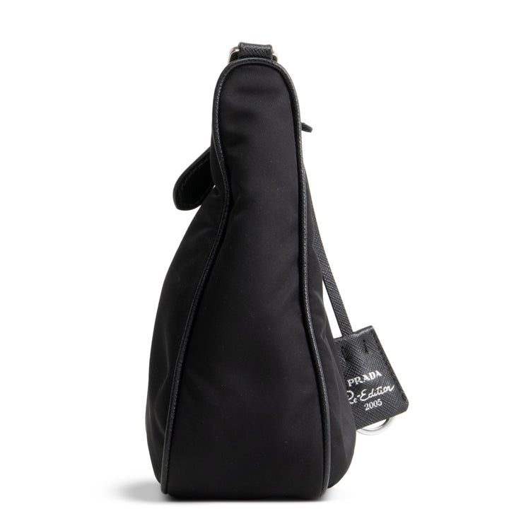 PRADA Re-Edition 2005 Shoulder Bag - Black