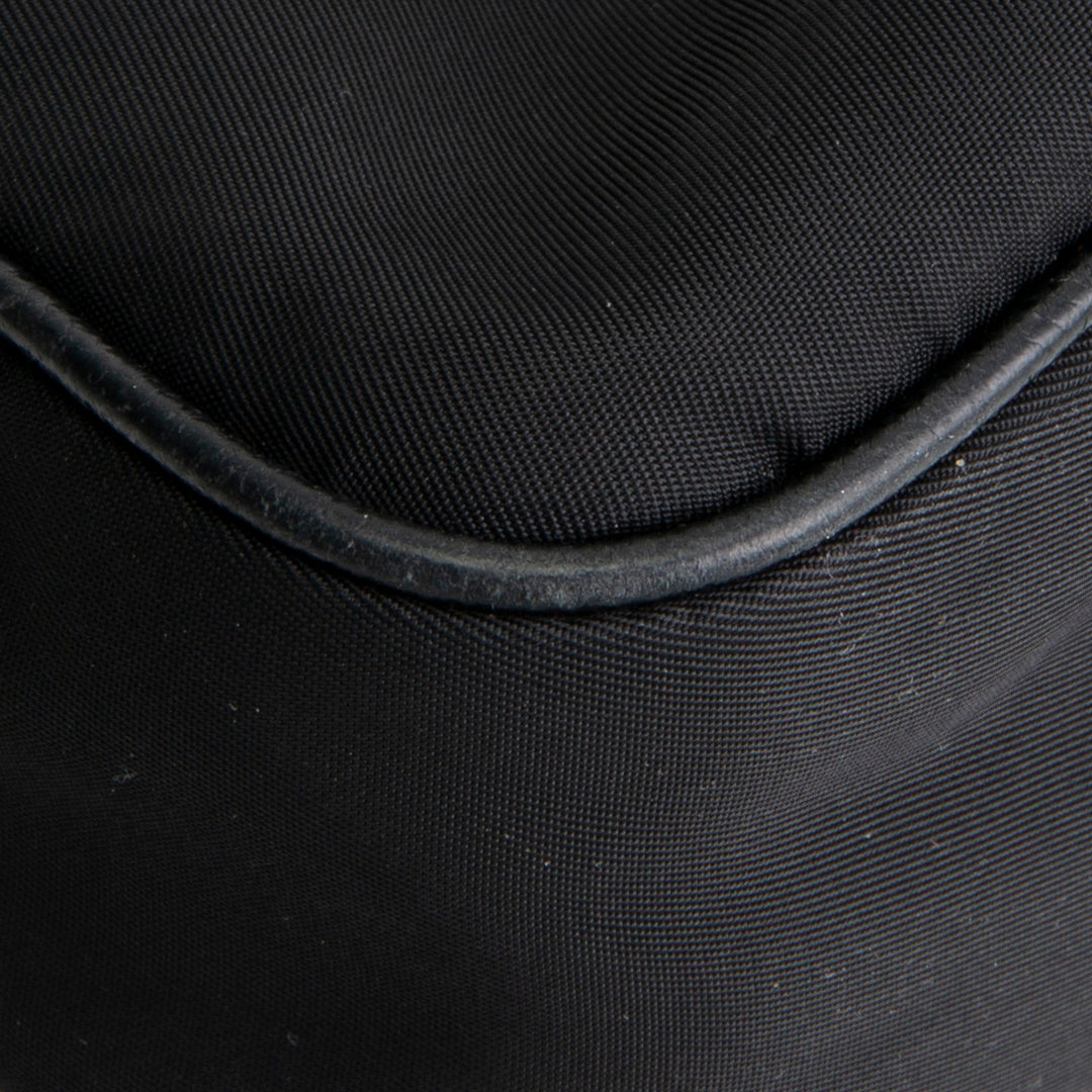 PRADA Re-Edition 2005 Shoulder Bag - Black