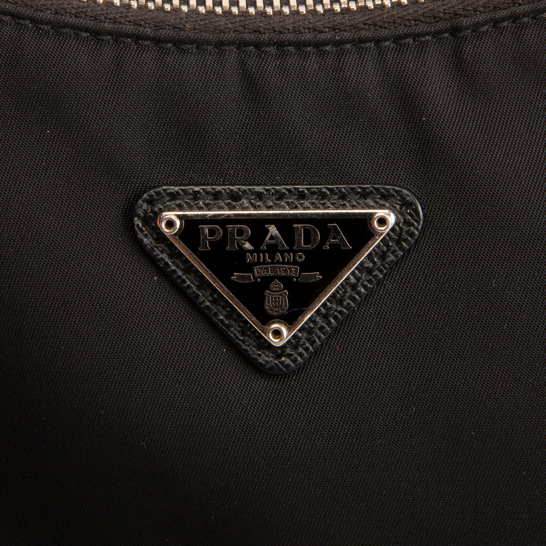 PRADA Re-Edition 2005 Shoulder Bag OUTLET FINAL SALE