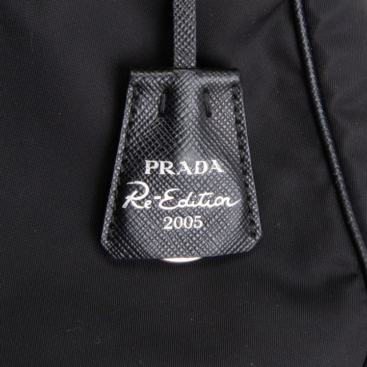PRADA Re-Edition 2005 Shoulder Bag OUTLET FINAL SALE
