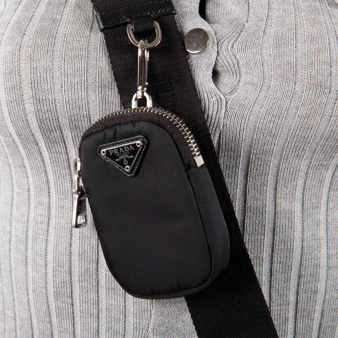 PRADA Re-Edition 2005 Shoulder Bag OUTLET FINAL SALE