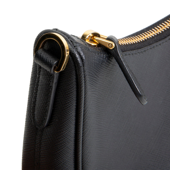 PRADA Saffiano Re-Edition 2005 Shoulder Bag - Black