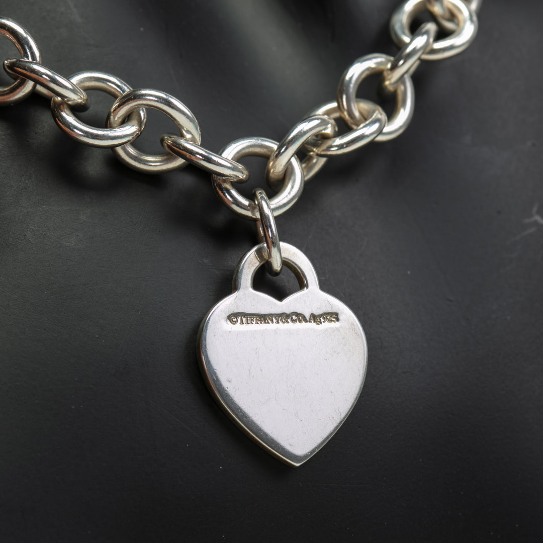 TIFFANY & CO. Heart Tag Chain Link Necklace