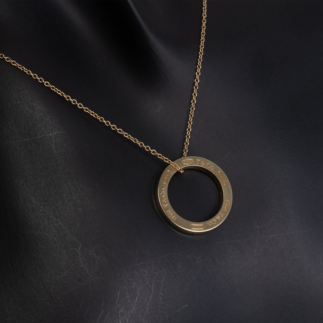 TIFFANY & CO. Open Circle Pendant Necklace