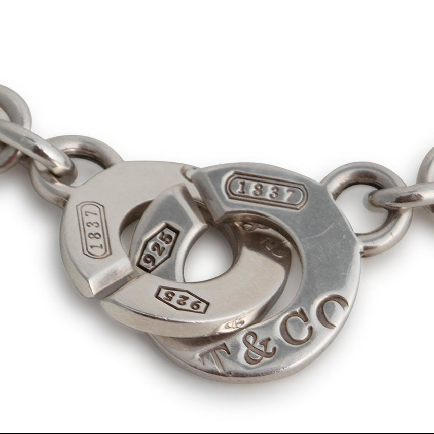 TIFFANY & Co. Interlocking Chain Bracelet