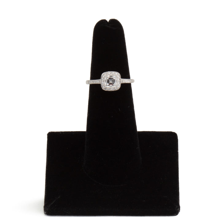 TIFFANY & CO. Diamond Engagement Ring
