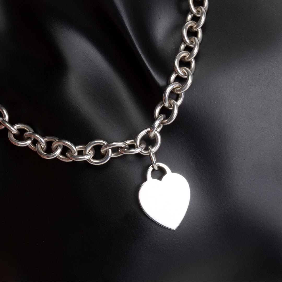 TIFFANY & CO. Heart Tag Necklace